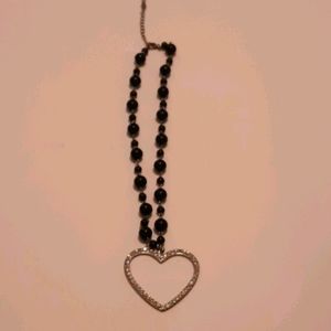Women's black beaded rhinestone heart shaped neckl